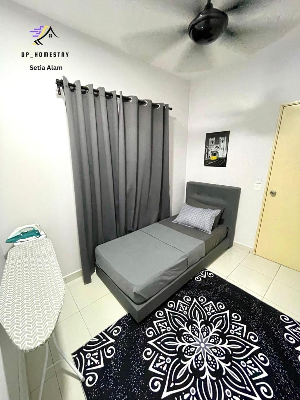 Dp Islamic Homestay Setia Alam Kültér fotó